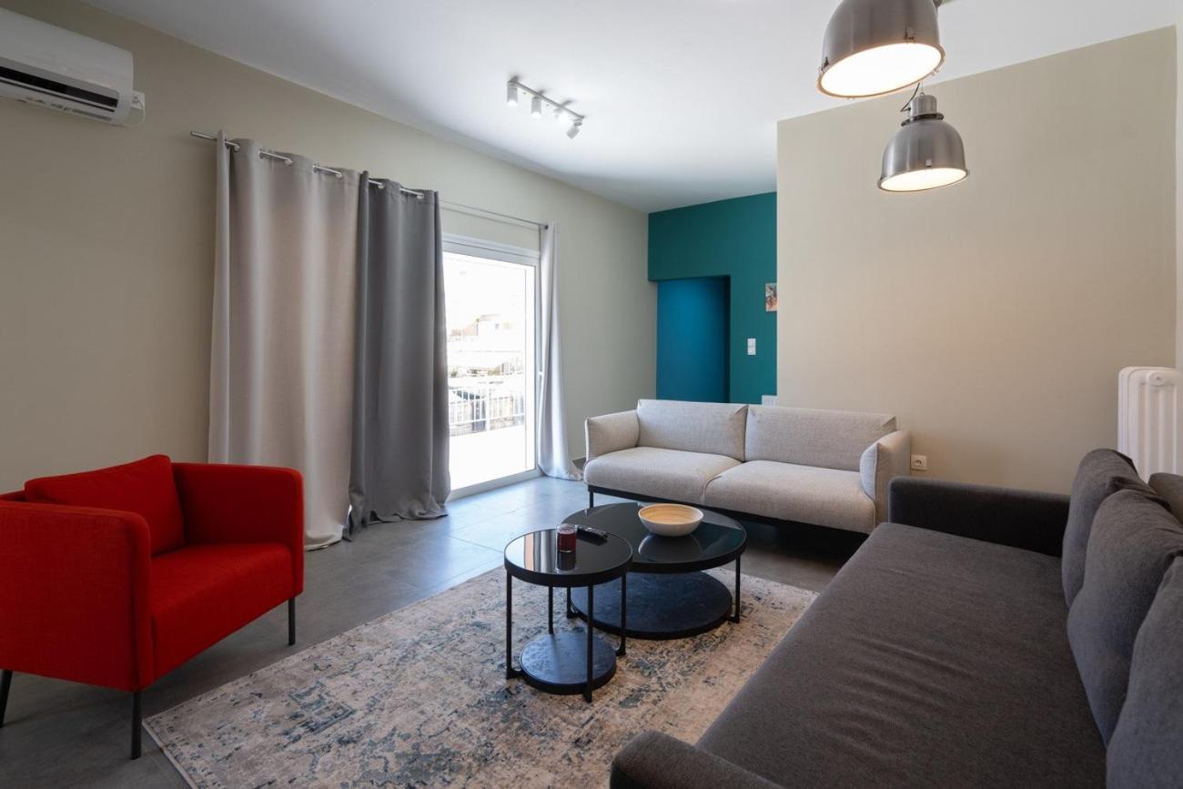 Apartment Liv - Sunny Penthouse Near Acropolis *