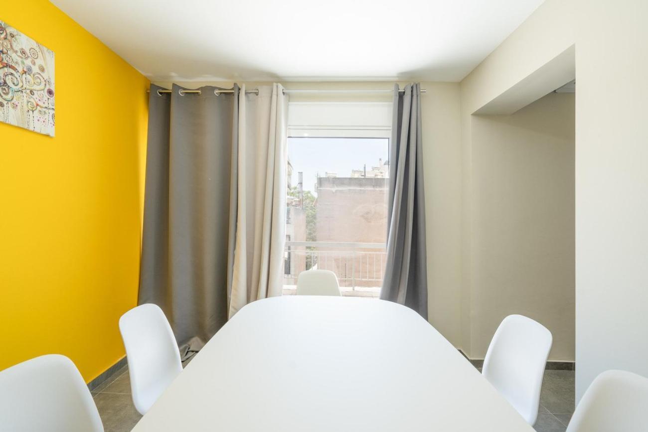 Apartment Liv - Sunny Penthouse Near Acropolis Athens