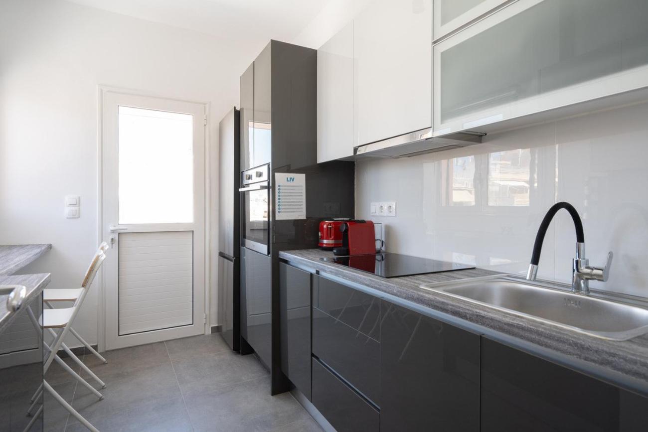 Apartment Liv - Sunny Penthouse Near Acropolis