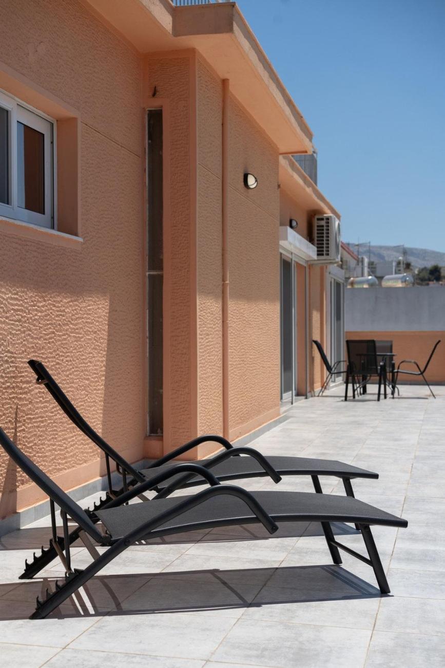 Apartment Liv - Sunny Penthouse Near Acropolis Athens